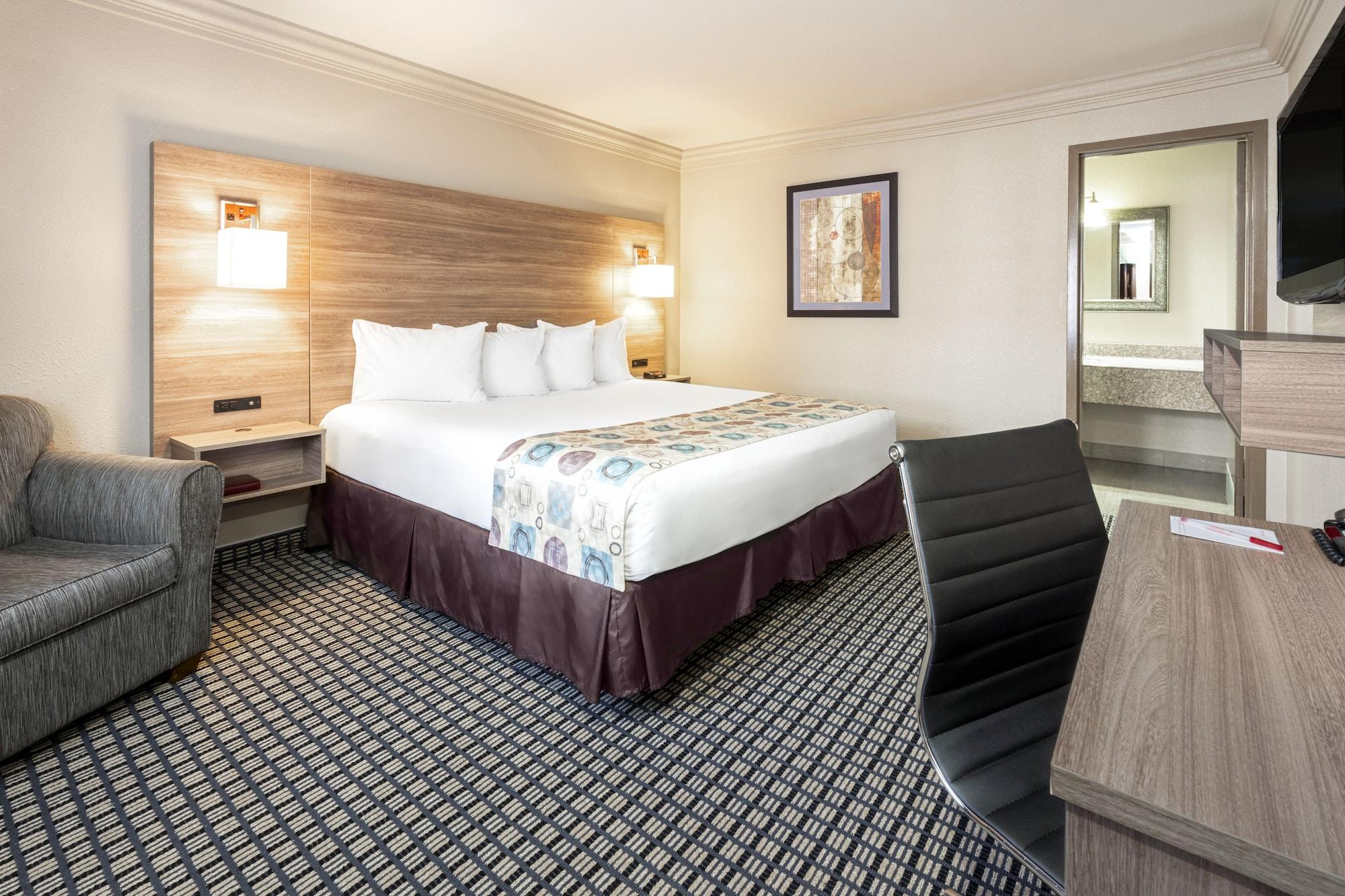 Hotel Ramada By Wyndham Houston Intercontinental Airport South Extérieur photo