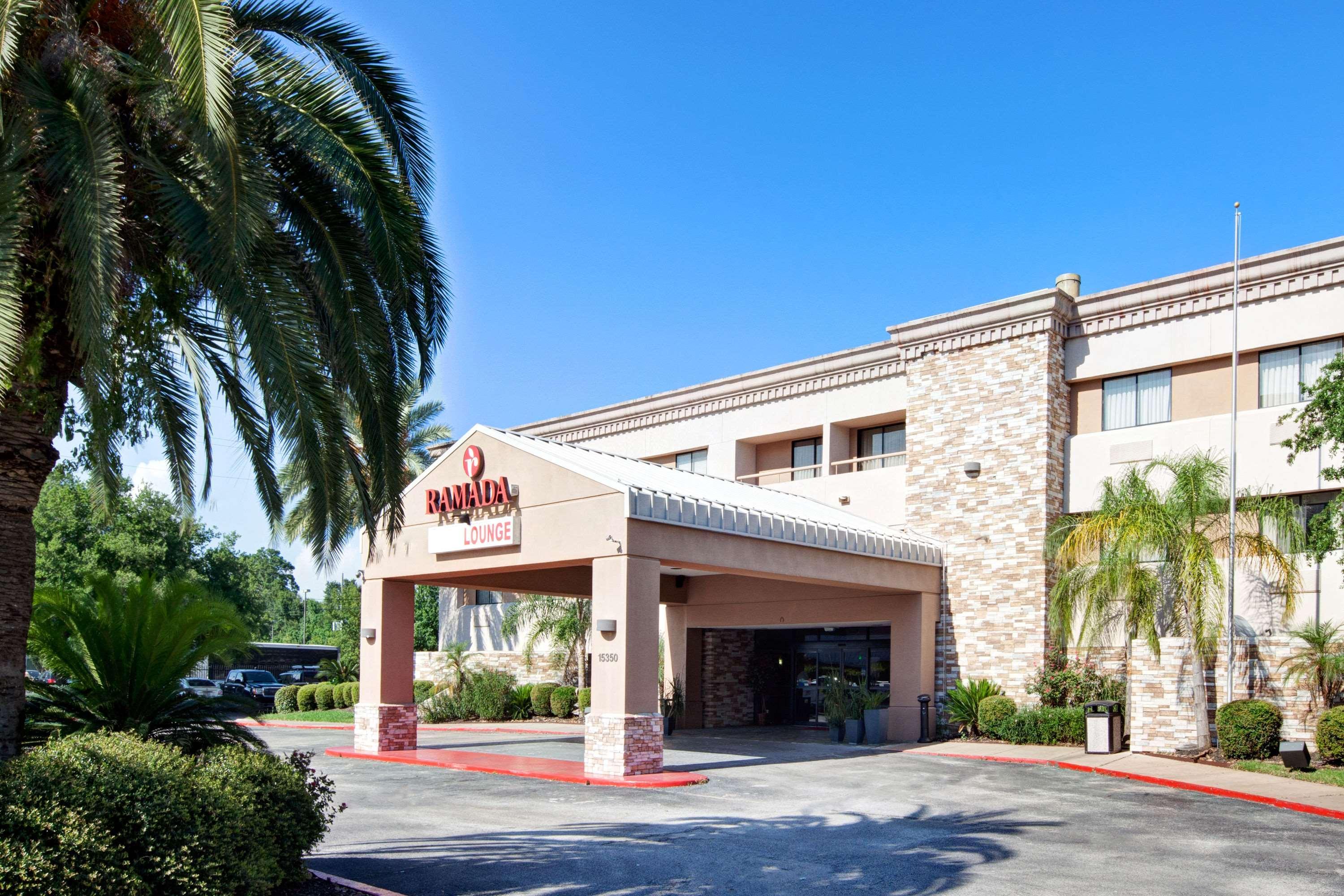 Hotel Ramada By Wyndham Houston Intercontinental Airport South Extérieur photo